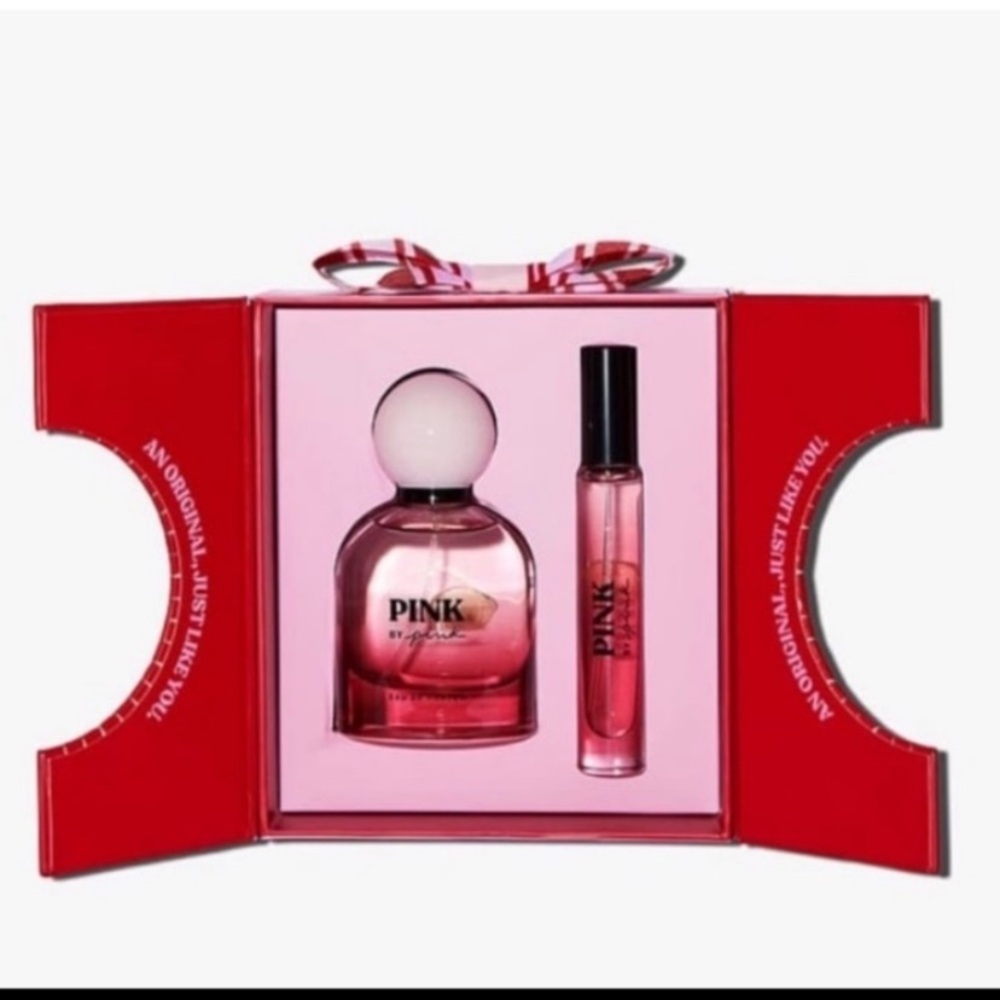 PINK Victoria's Secret Fragrance Set with Dog - Picture 3 of 5